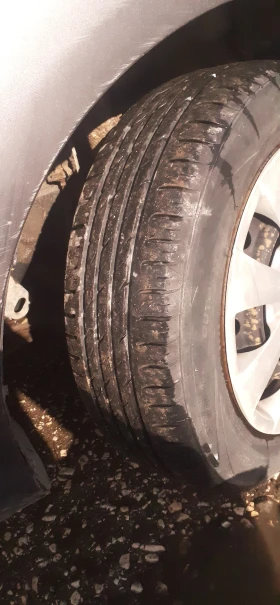 Toyota Corolla 1.4   - 2900 € / 5671.91 лв. - 93600348 8