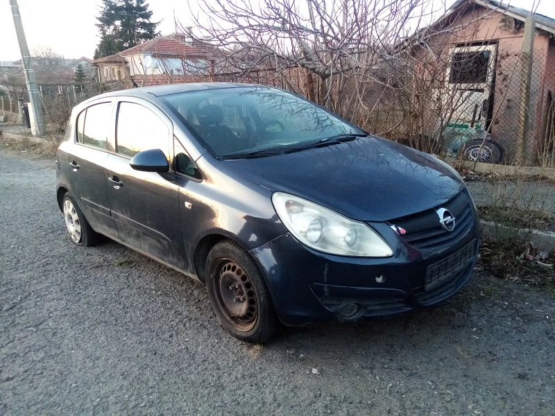 Opel Corsa, снимка 1 - Автомобили и джипове - 39252247