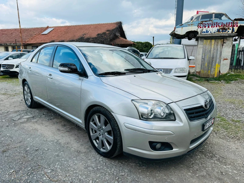 Toyota Avensis 2.0 VVT-i, снимка 1 - Автомобили и джипове - 47433428