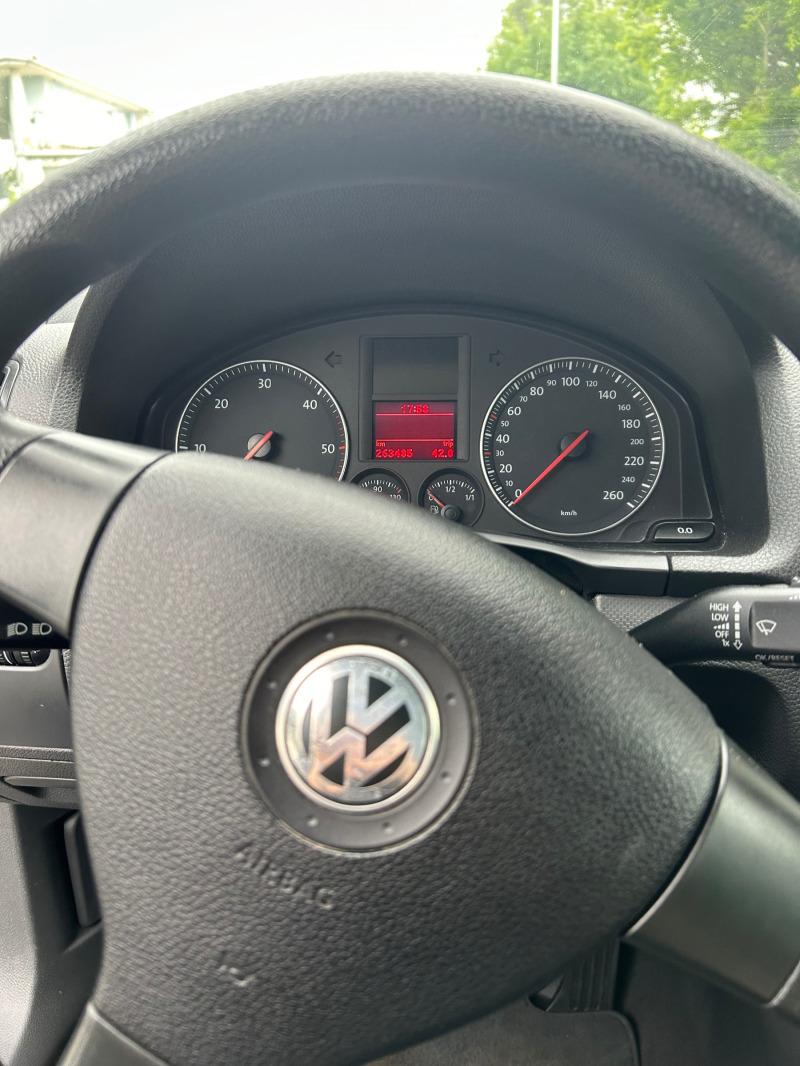 VW Golf 2.0, снимка 16 - Автомобили и джипове - 45770233