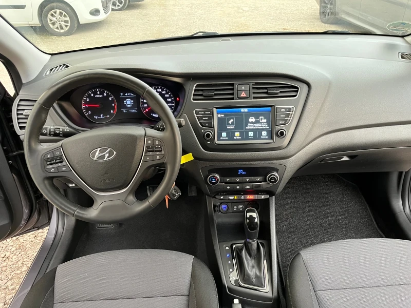 Hyundai I20 Active автоматик, снимка 11 - Автомобили и джипове - 49470588