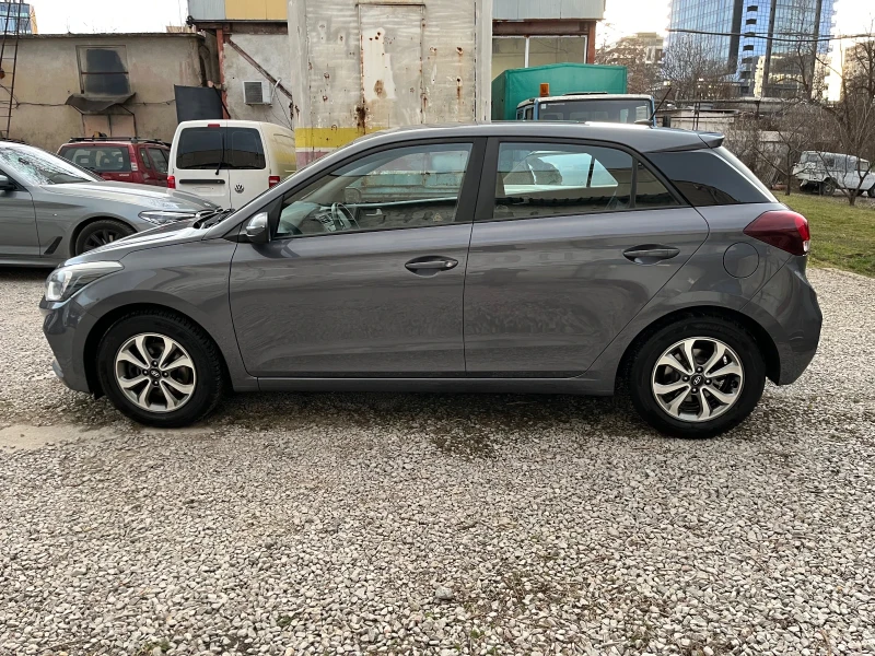 Hyundai I20 Active автоматик, снимка 8 - Автомобили и джипове - 49470588