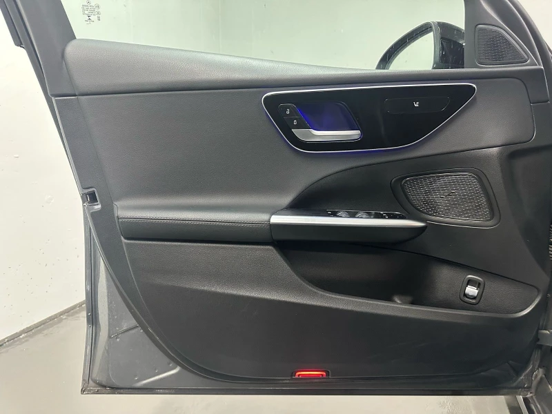 Mercedes-Benz C 180 ADVANTAGE/170HP/NIGHT/DISTR/NAVI/CAM/AMBI/452v, снимка 16 - Автомобили и джипове - 50349983