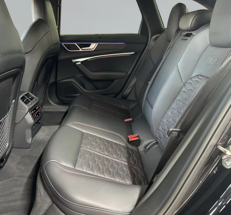 Audi Rs6 Ceramic* Carbon* Bang&Olufsen* HuD, снимка 10 - Автомобили и джипове - 51971417