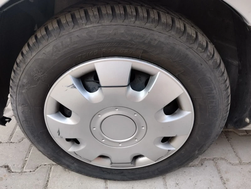 Honda Jazz, снимка 12 - Автомобили и джипове - 53132714