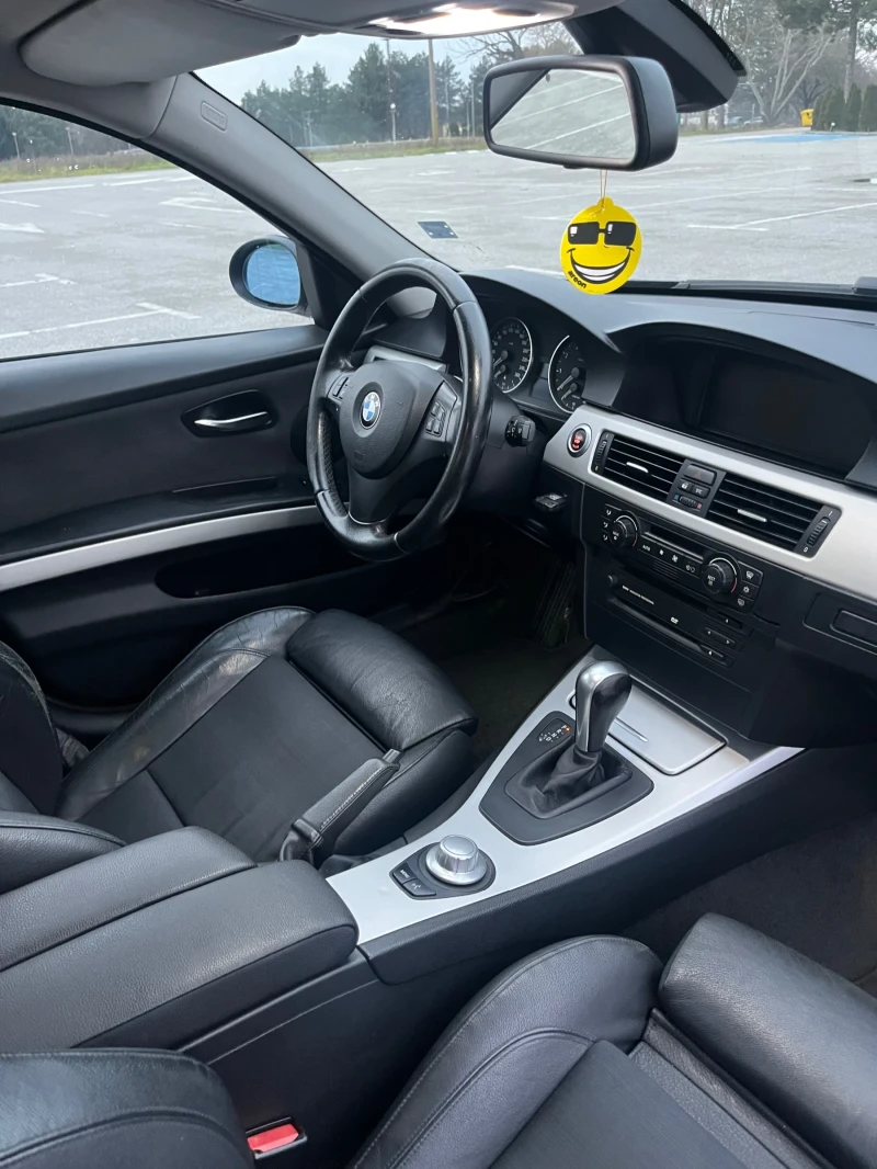 BMW 325 E90 325 I, снимка 11 - Автомобили и джипове - 53478251