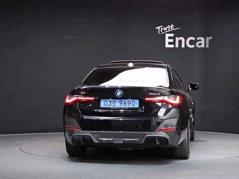 BMW i4 M Sports - ���� 30% ����� | Mobile.bg � ����������� 4