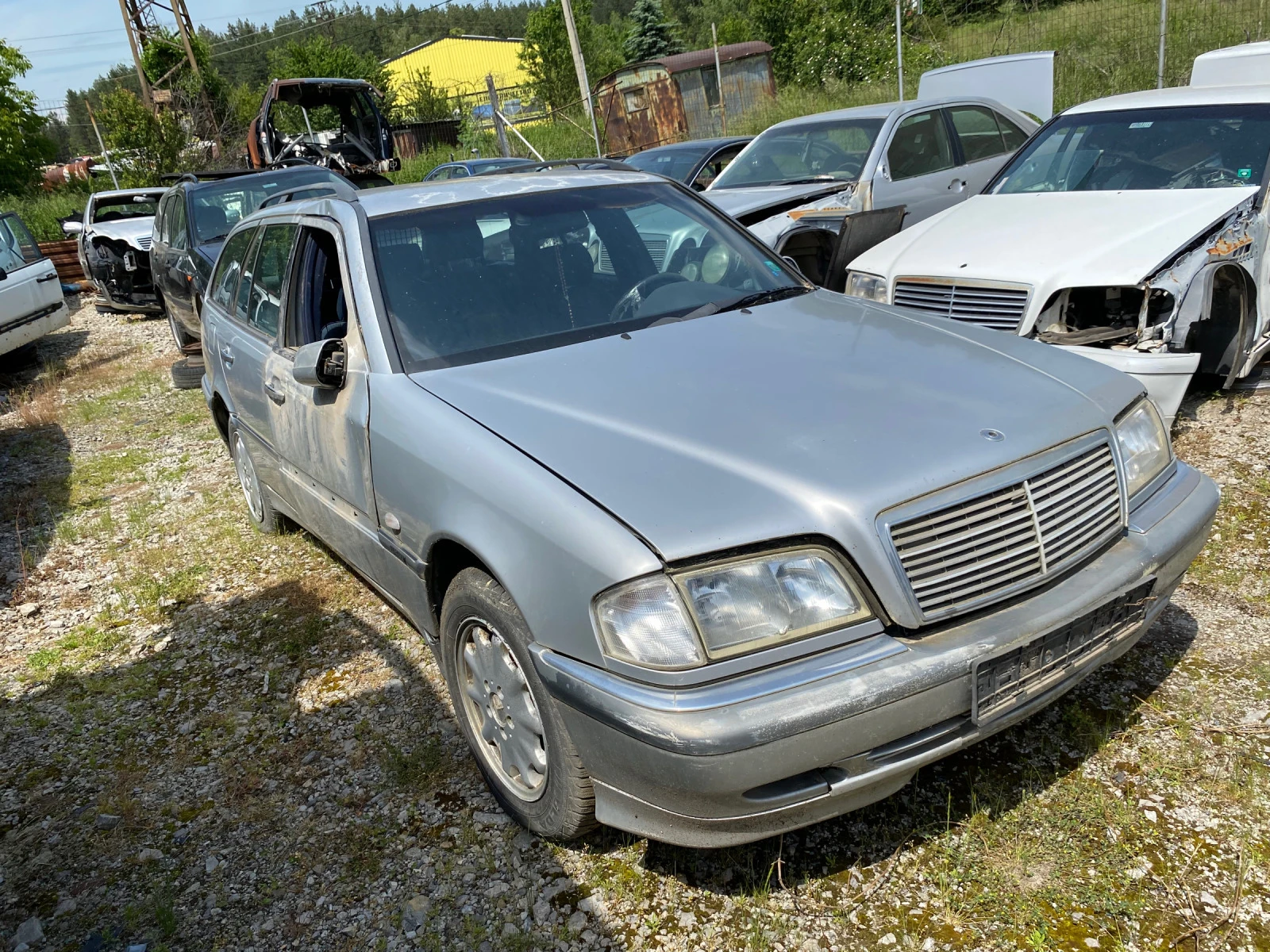 Mercedes-Benz C 250 2.5 TD - изображение 2