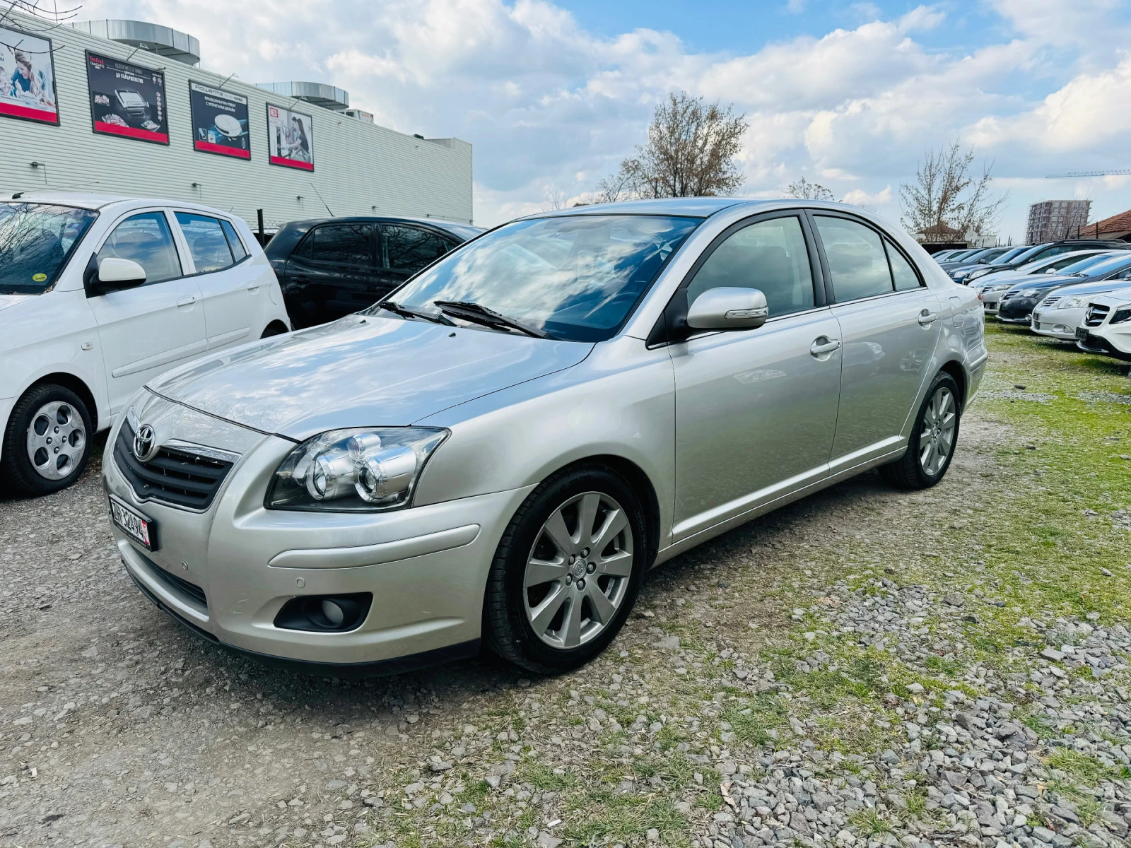 Toyota Avensis 2.0 VVT-i - изображение 2