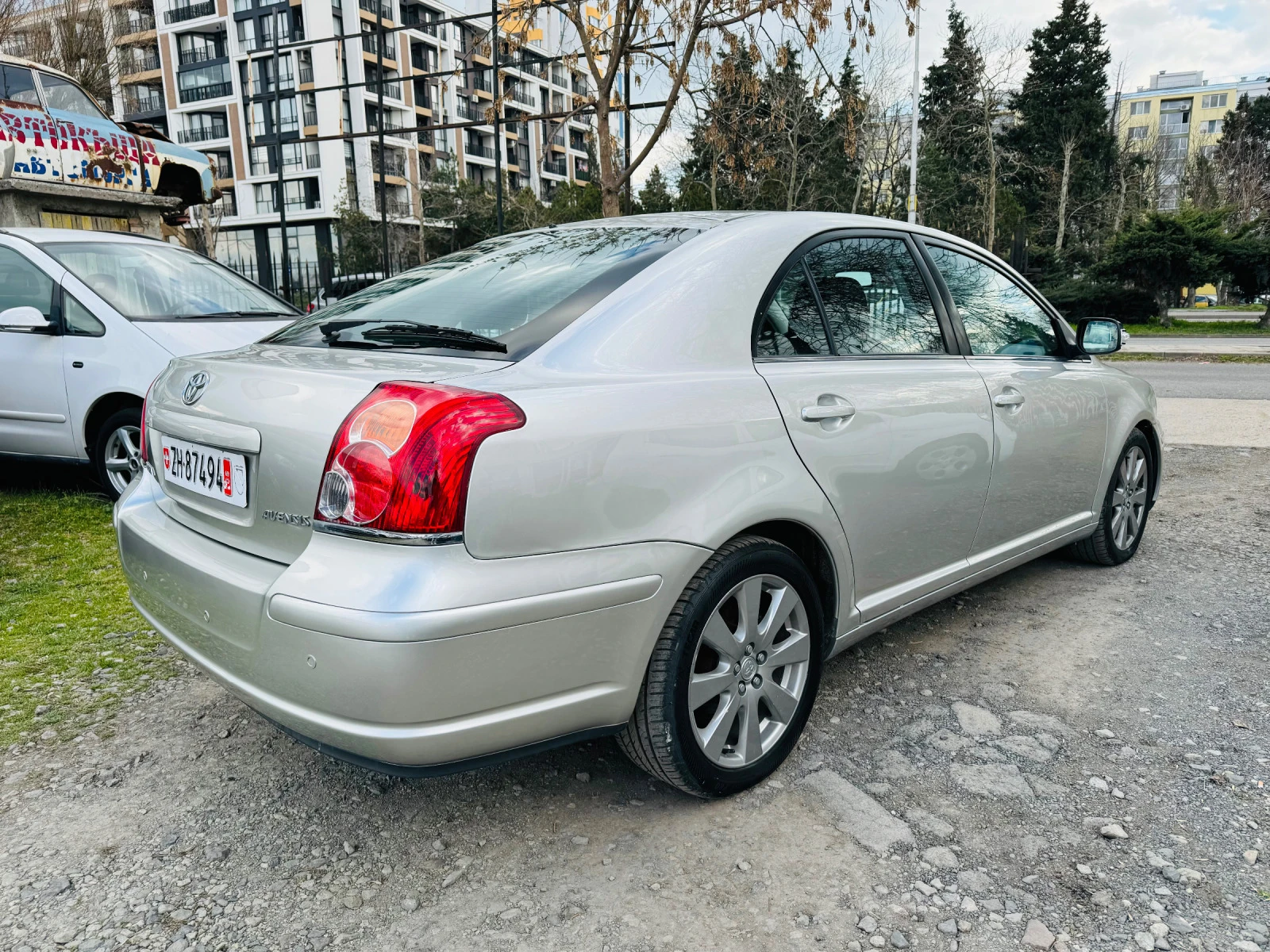 Toyota Avensis 2.0 VVT-i - изображение 5