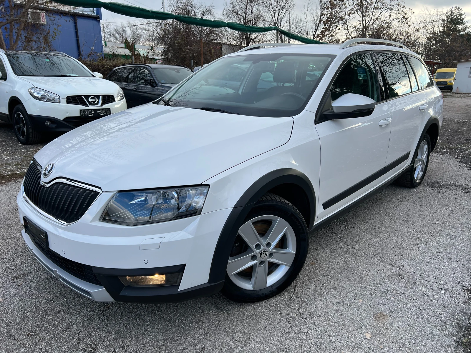 Skoda Octavia Scout 2.0 4x4 - изображение 3