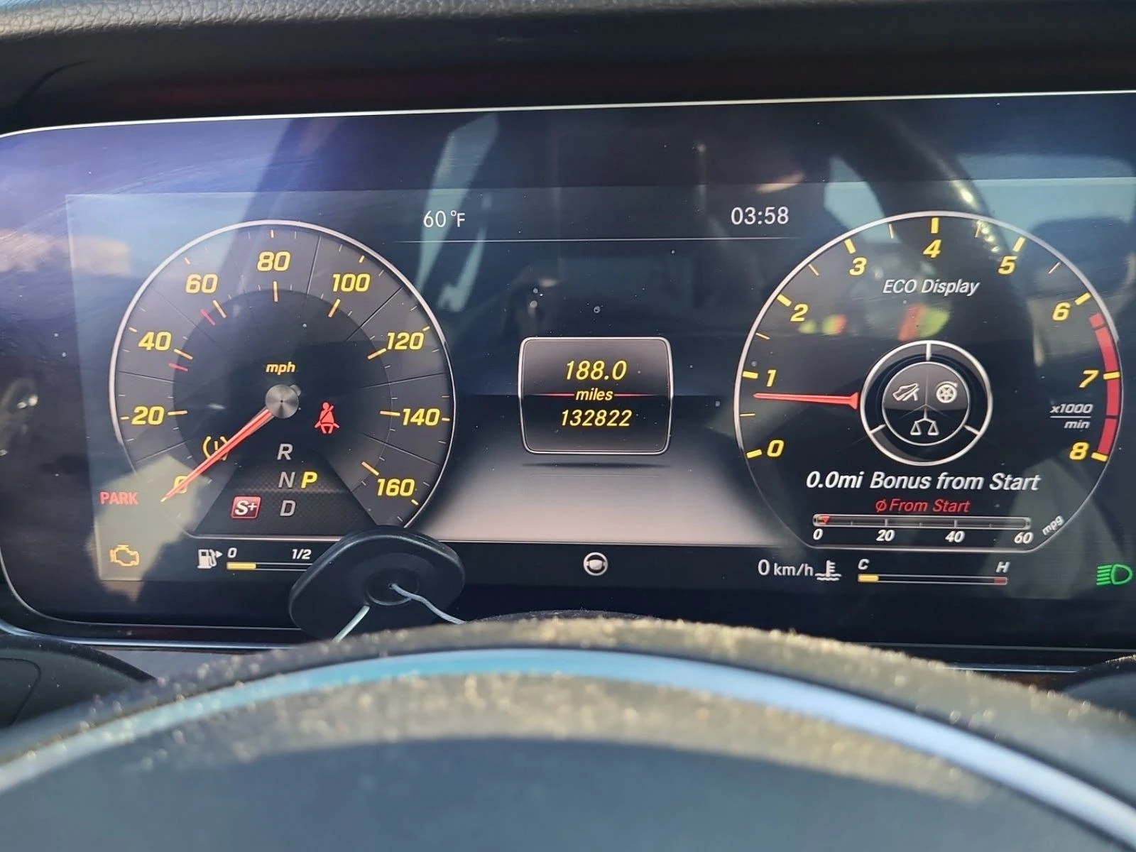 Mercedes-Benz E 300 AMG* PACK* ДИСТРОНИК* ДИГИТАЛНО* ТАБЛО* BURMESTER* - изображение 9