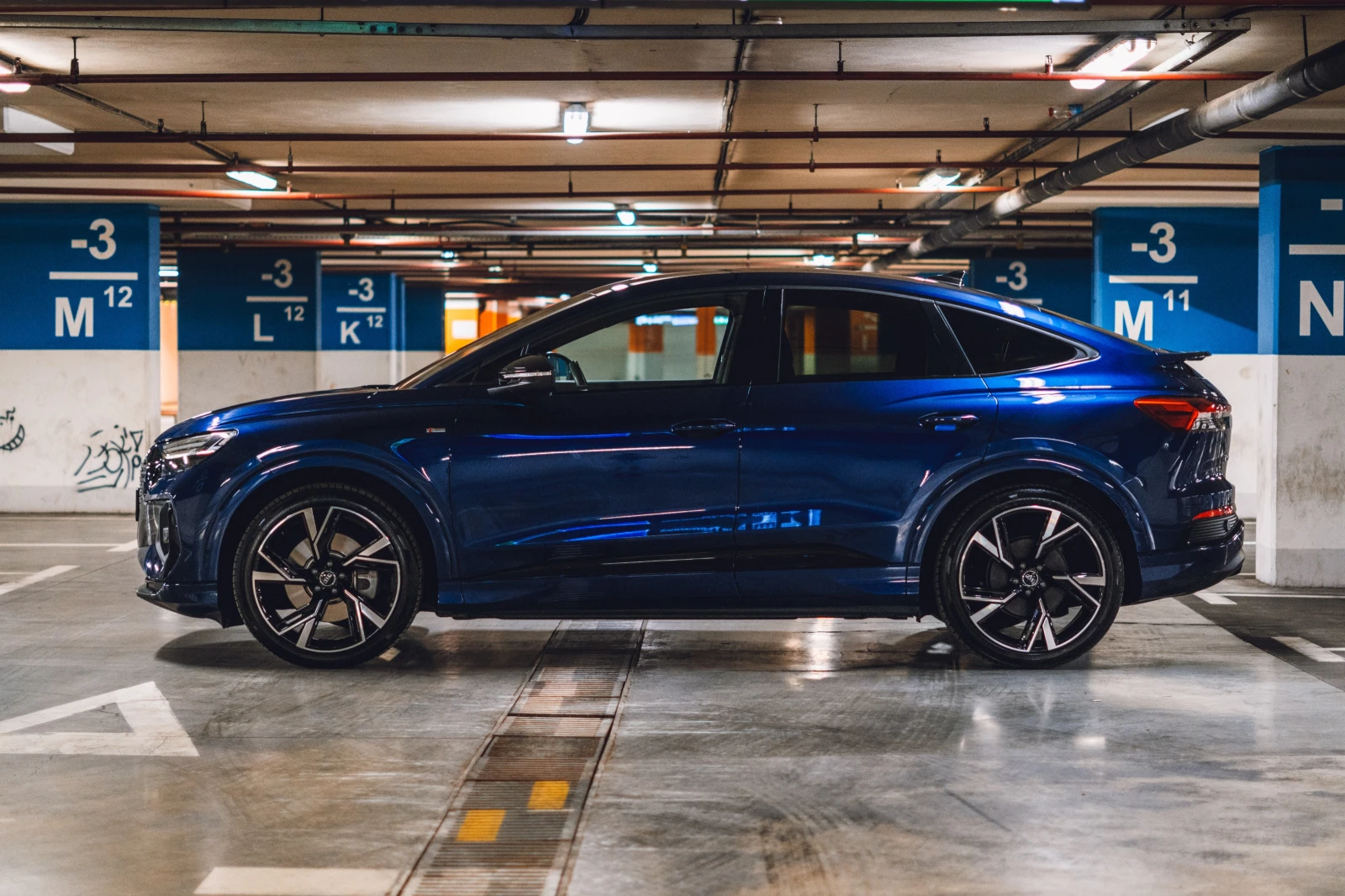 Audi Q4  E-TRON SPORTBACK 50 S-LINE - изображение 3