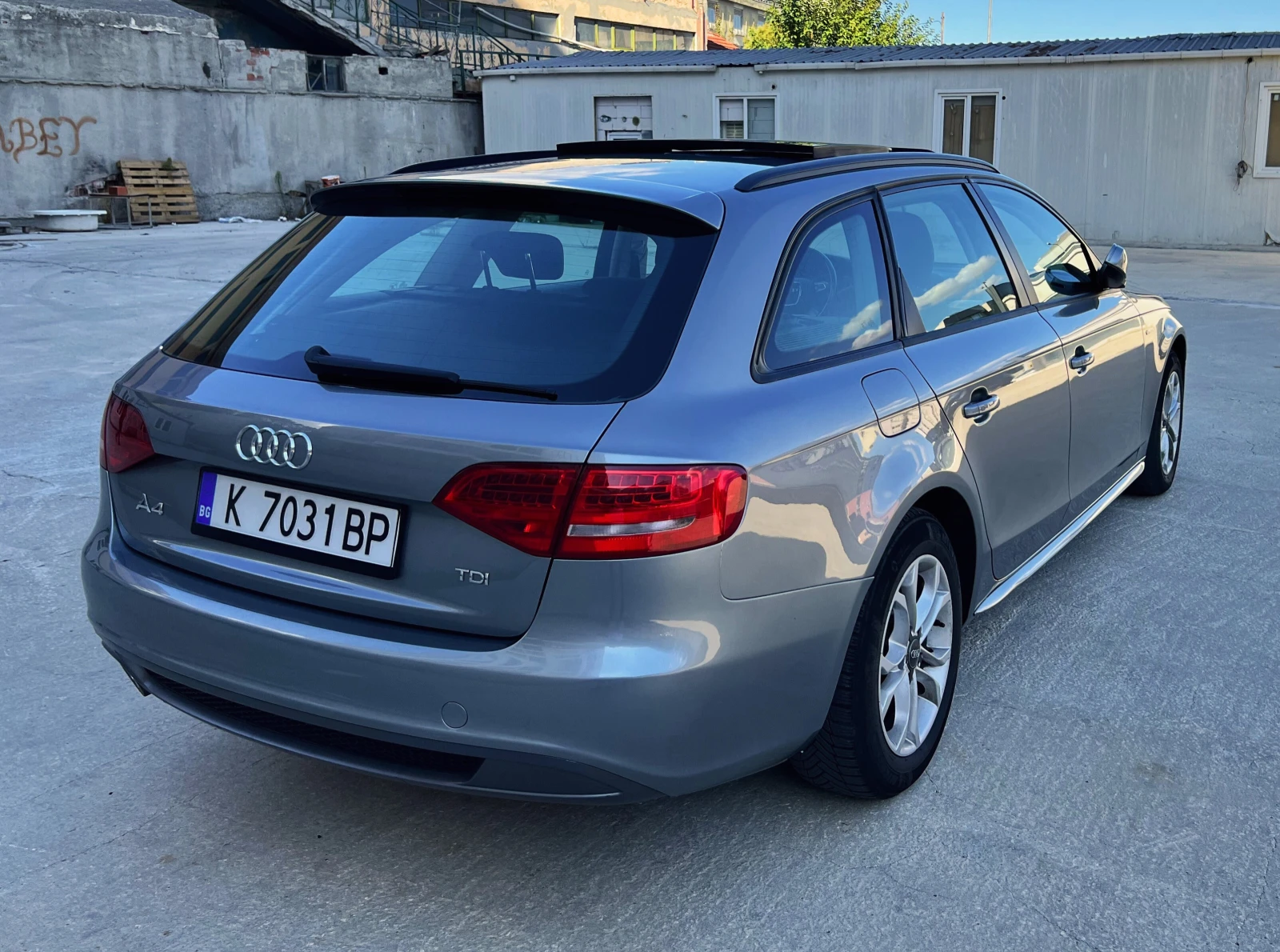 Audi A4 2012/Sline/АВТОМАТ/ПАНО/LED/TOP!!! - изображение 2