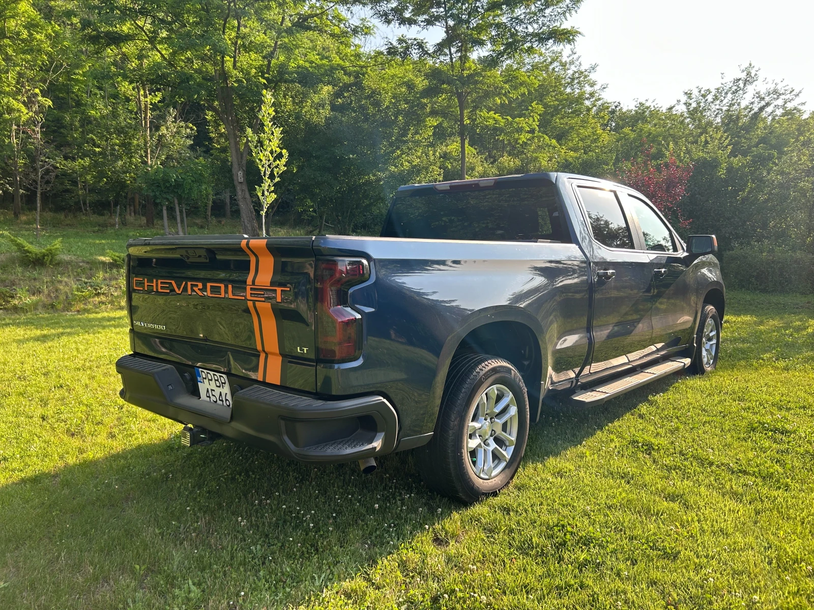 Chevrolet Silverado Crew Cab 1500 LT - изображение 4