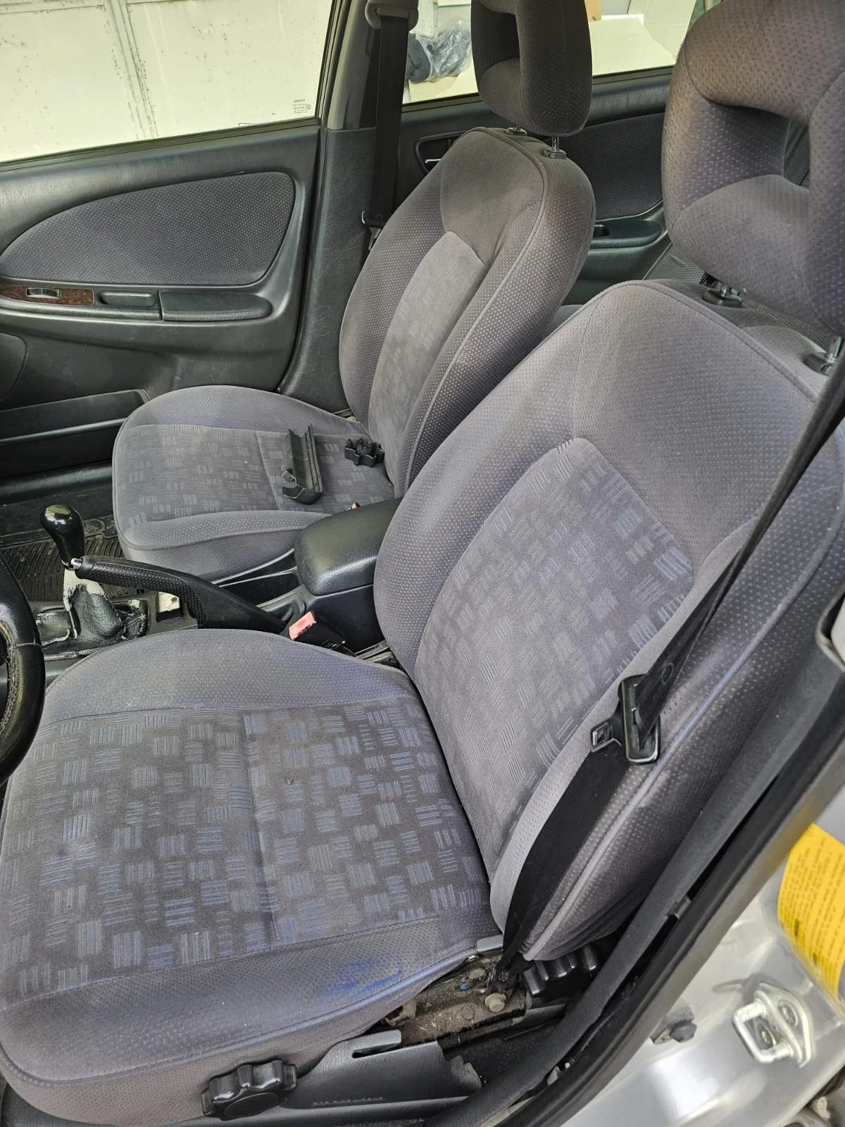 Toyota Avensis  - изображение 8