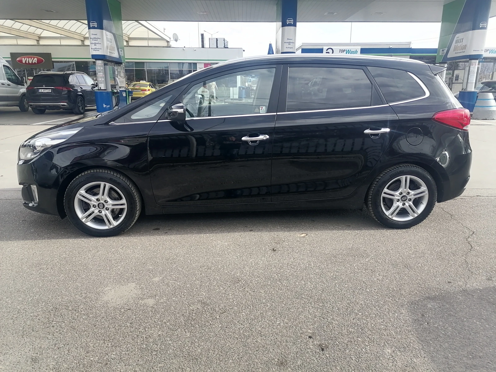 Kia Carens 1.6i Full - изображение 3