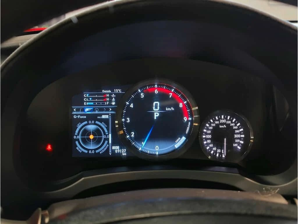 Lexus RC F, снимка 13 - Автомобили и джипове - 53914616