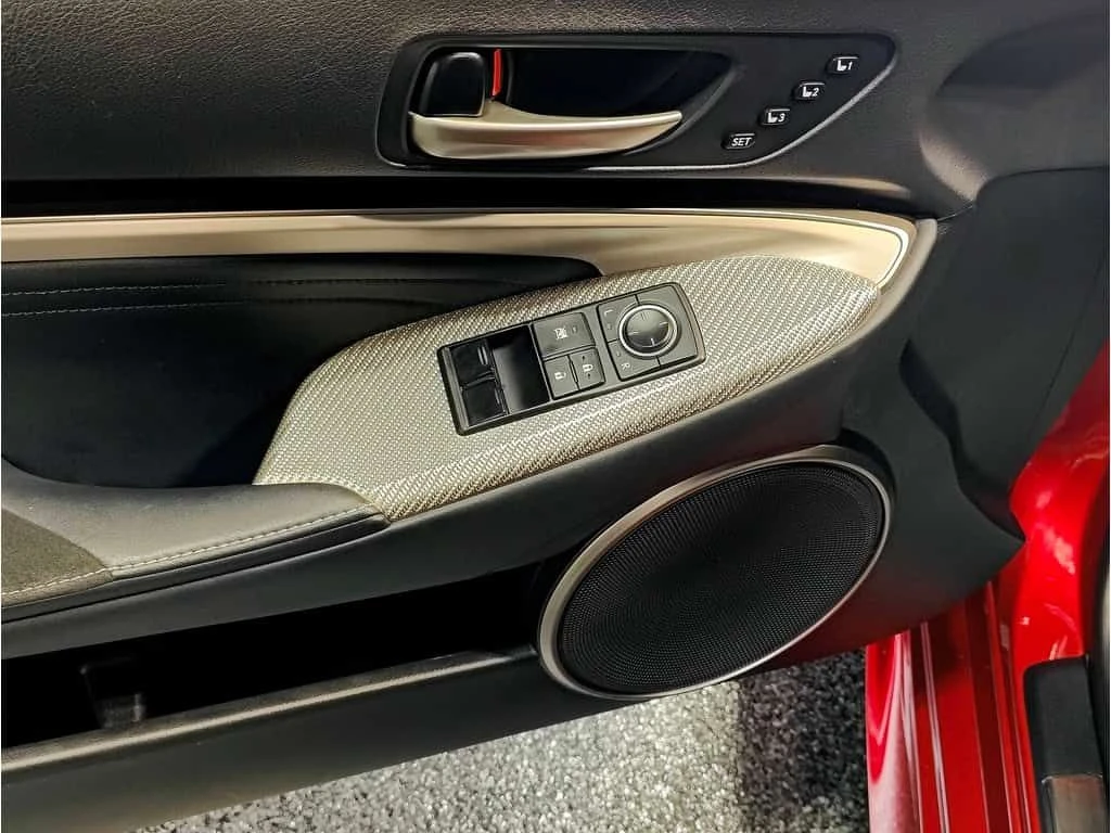 Lexus RC F, снимка 8 - Автомобили и джипове - 53914616