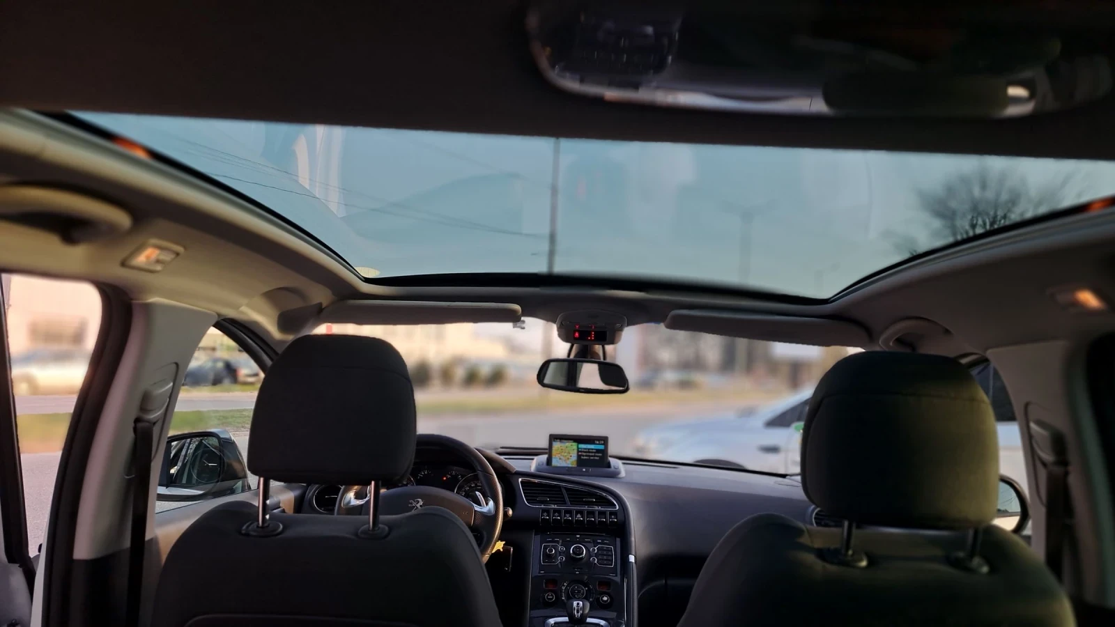 Peugeot 3008 2.0-HYBRID-DIESEL 4Х4, снимка 9 - Автомобили и джипове - 53928246