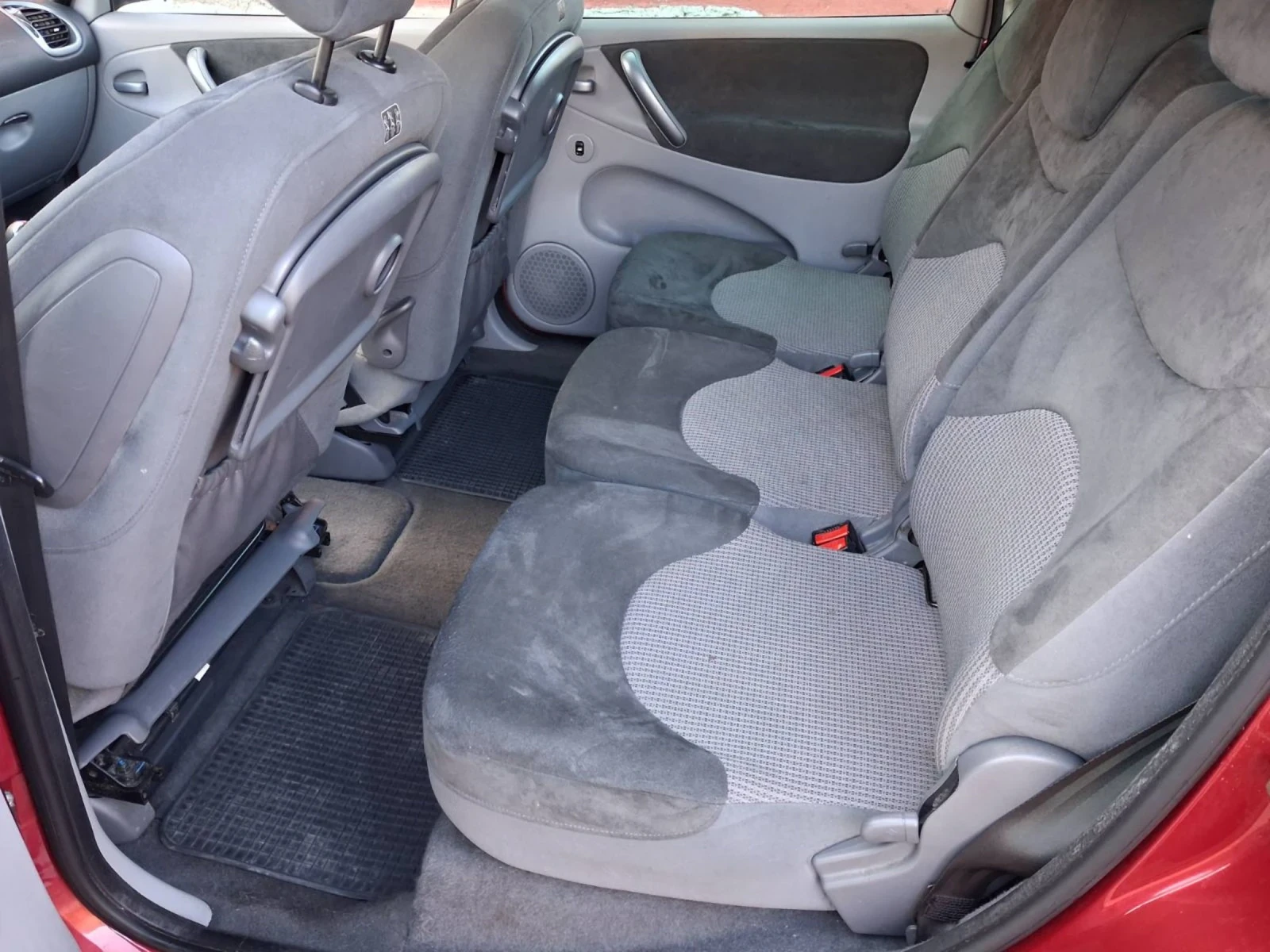 Citroen Xsara picasso 1.6HDI, снимка 12 - Автомобили и джипове - 54171917