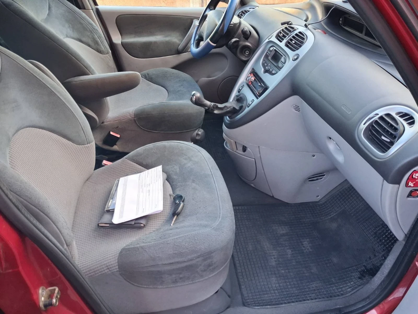 Citroen Xsara picasso 1.6HDI, снимка 14 - Автомобили и джипове - 54171917