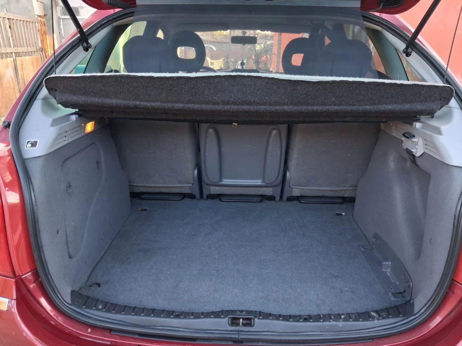 Citroen Xsara picasso 1.6HDI, снимка 13 - Автомобили и джипове - 54171917