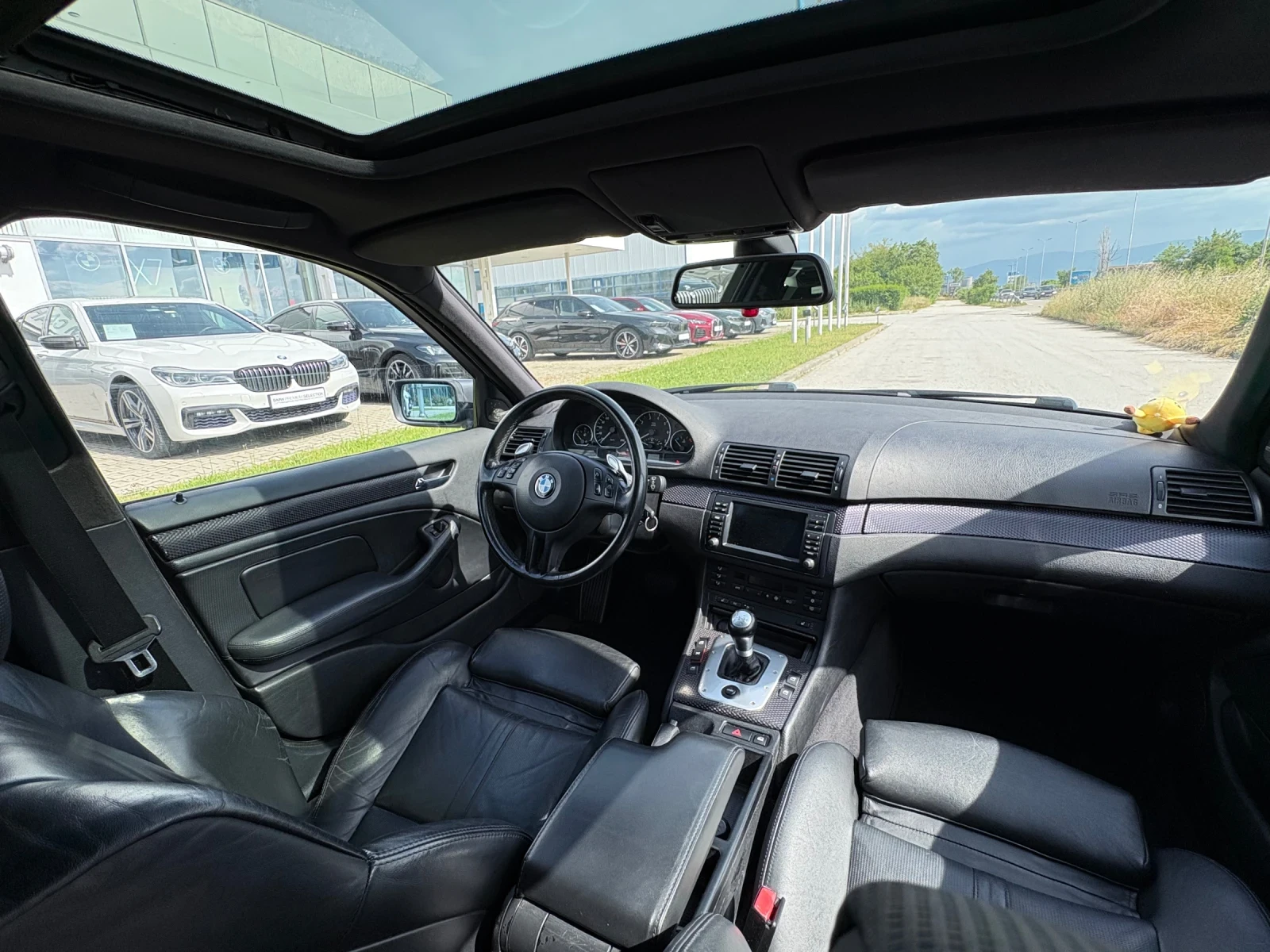 BMW 330 SMG M Pack, снимка 7 - Автомобили и джипове - 54672558
