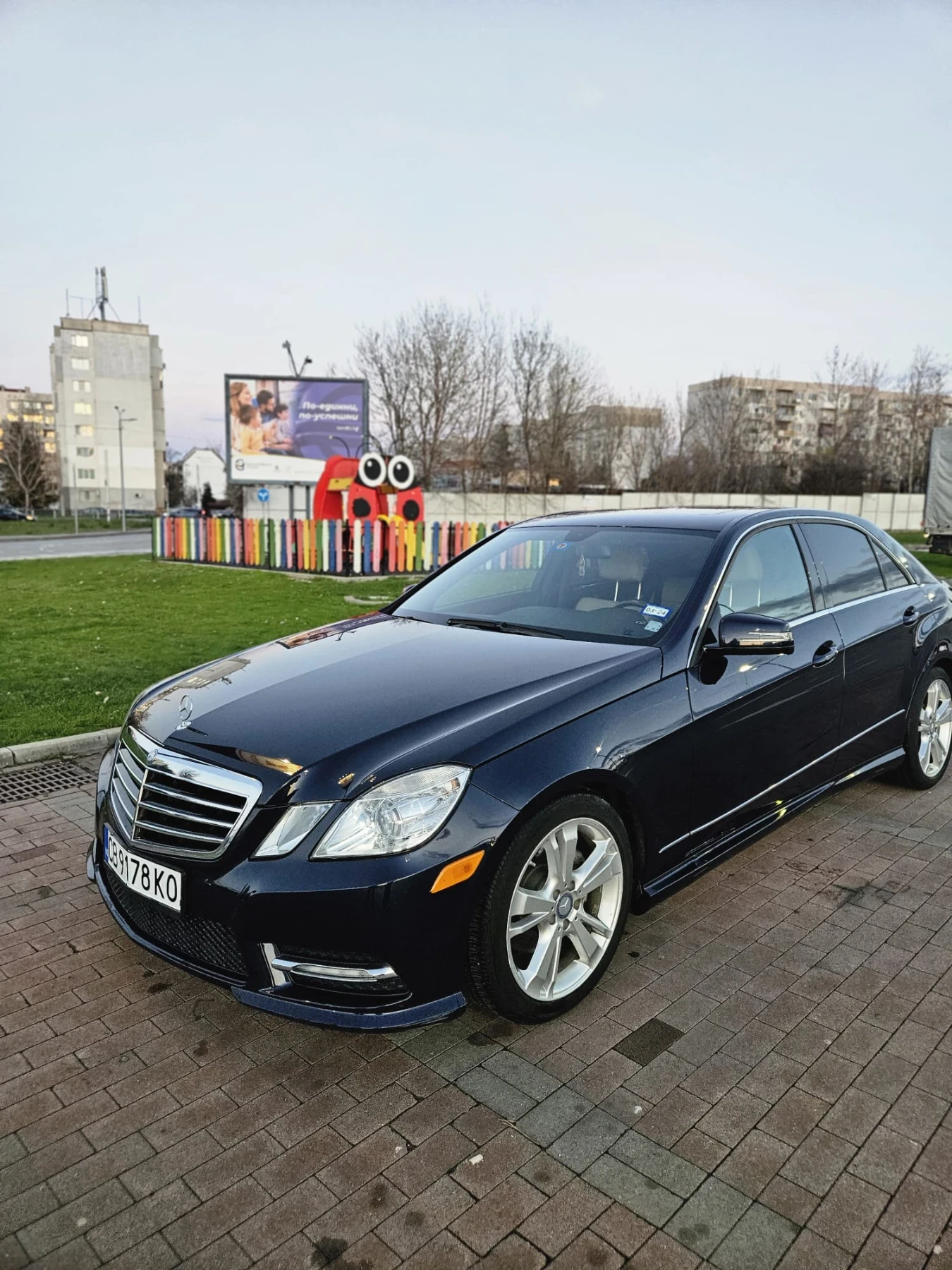 Mercedes-Benz E 350 AMG Пакет, снимка 2 - Автомобили и джипове - 54681196