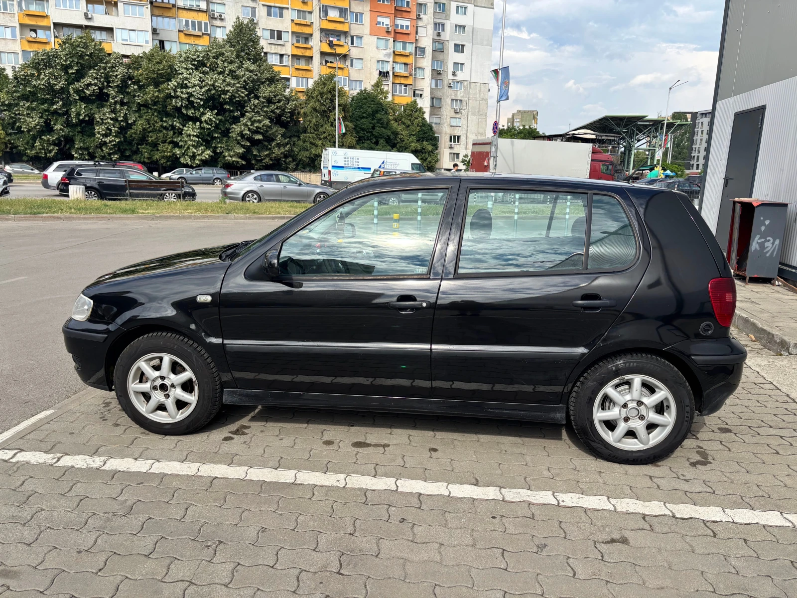 VW Polo, снимка 8 - Автомобили и джипове - 55002274