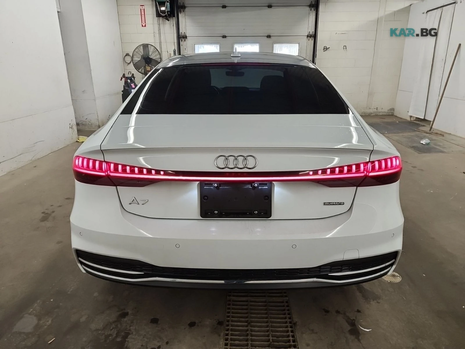 Audi A7 PROGRESSIV S-Line Автокредит Цена до България, снимка 4 - Автомобили и джипове - 55144201