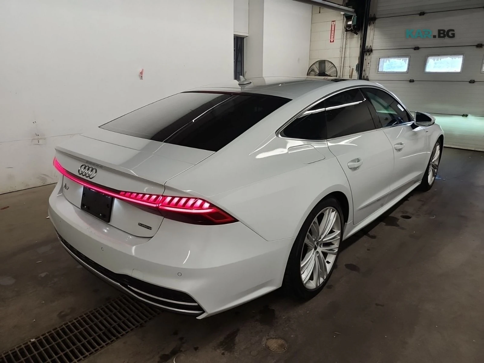 Audi A7 PROGRESSIV S-Line Автокредит Цена до България, снимка 3 - Автомобили и джипове - 55144201