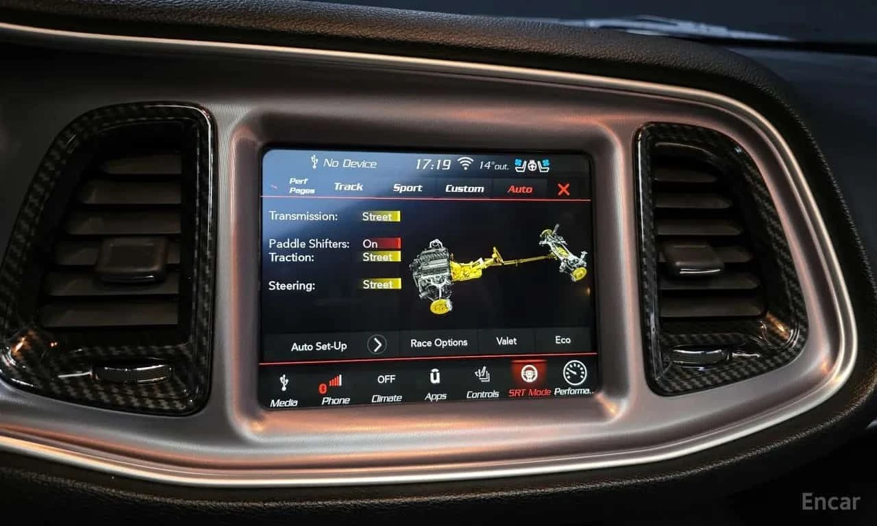 Dodge Challenger * 6.4 * CARFAX * ЦЕНА ДО БГ, снимка 15 - Автомобили и джипове - 55510476