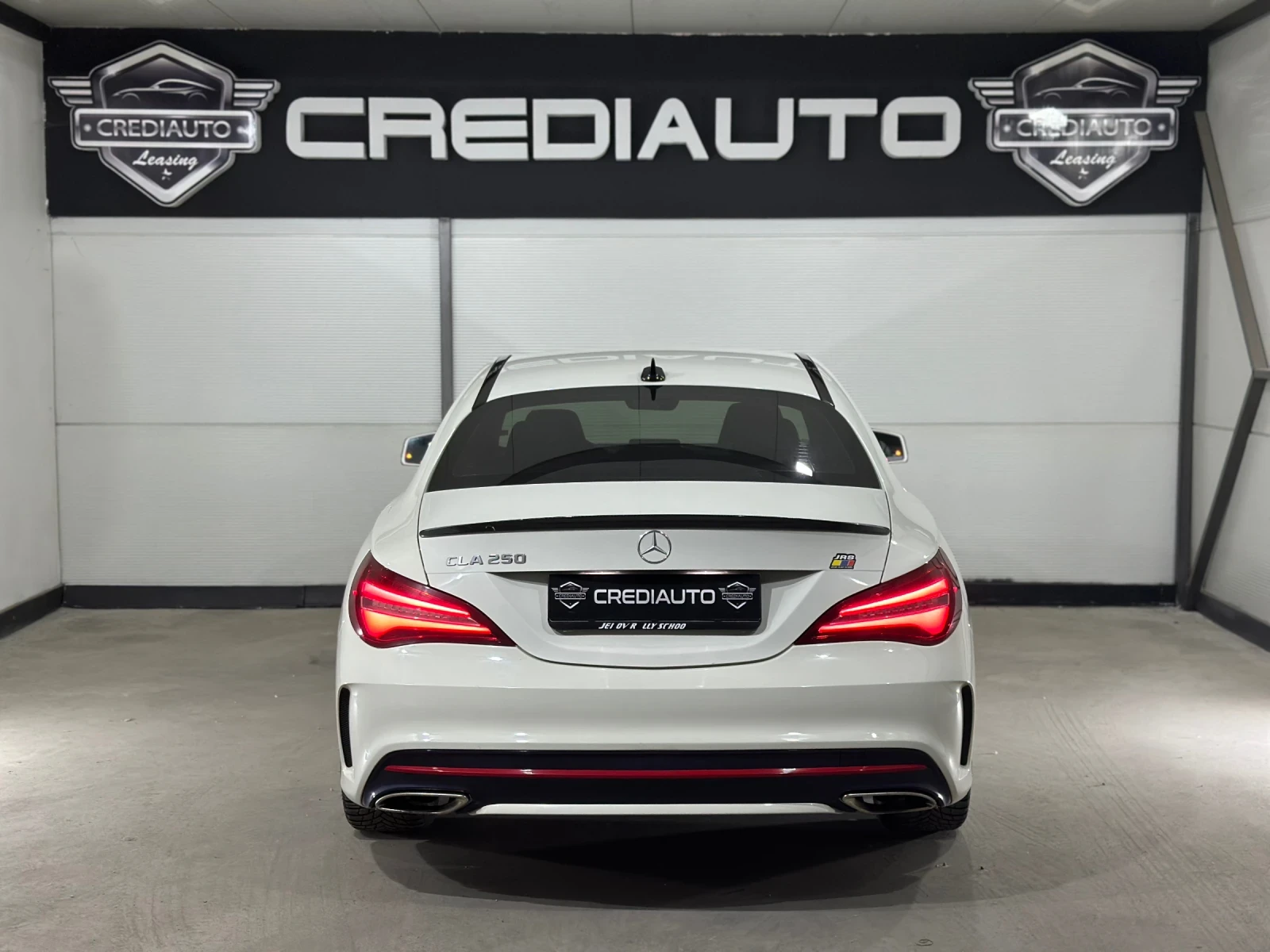 Mercedes-Benz CLA 250, снимка 5 - Автомобили и джипове - 55640892