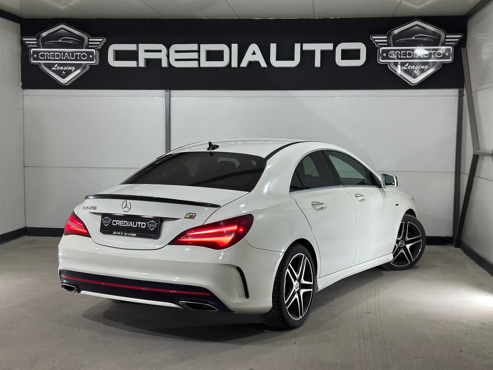 Mercedes-Benz CLA 250, снимка 6 - Автомобили и джипове - 55640892