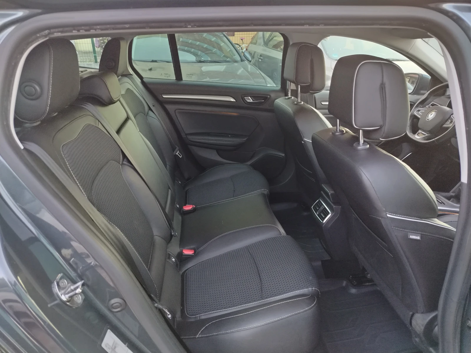 Renault Megane 1, 6 dci FULL 130k, снимка 14 - Автомобили и джипове - 55734754