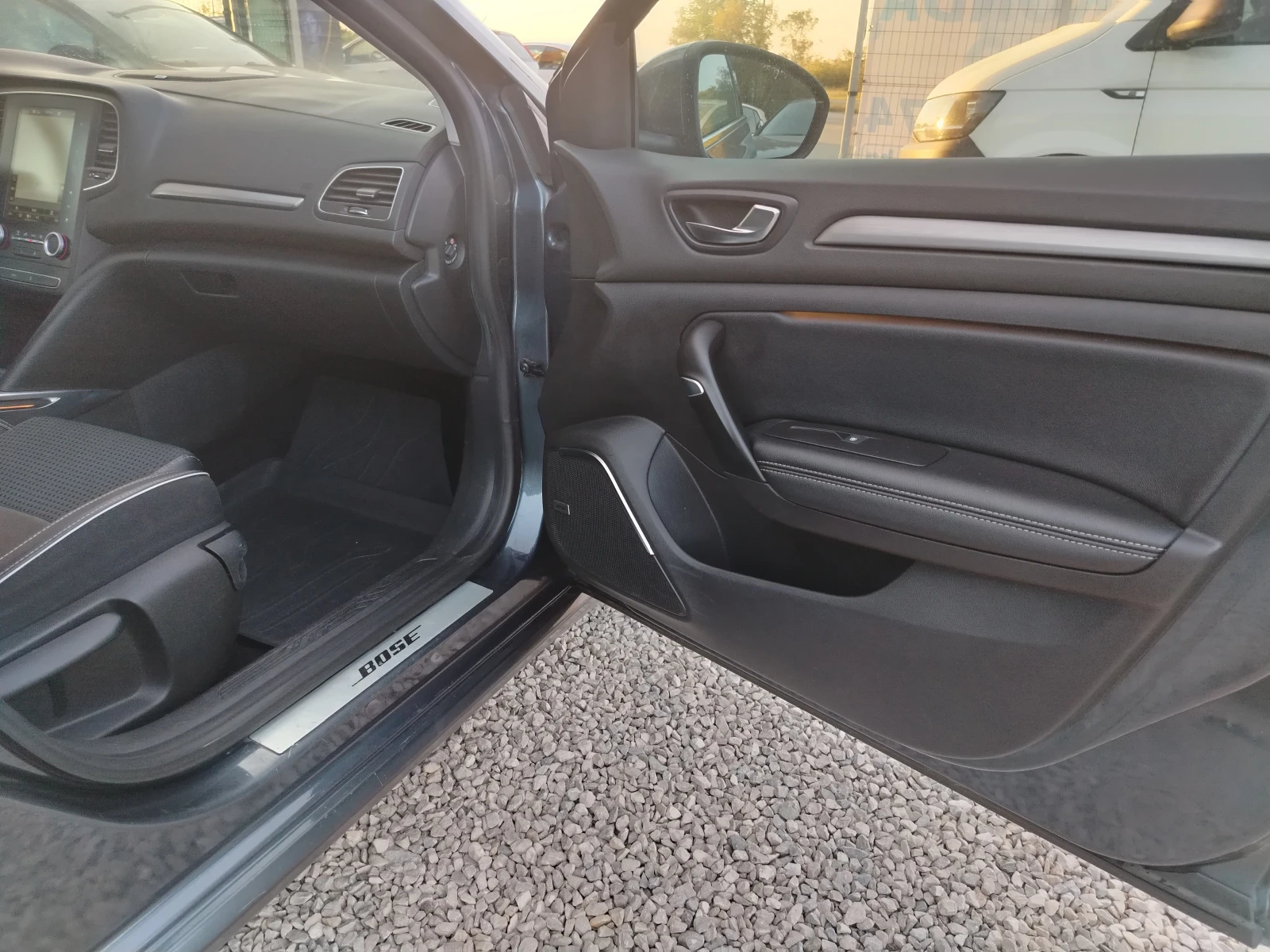Renault Megane 1, 6 dci FULL 130k, снимка 13 - Автомобили и джипове - 55734754