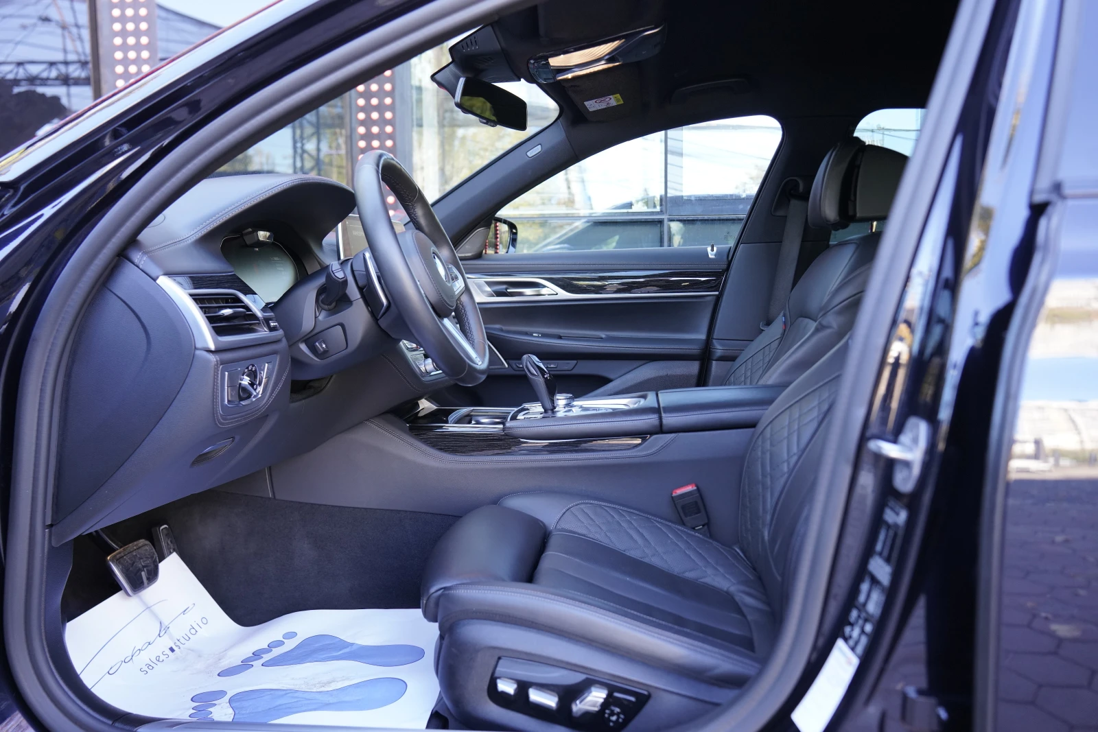 BMW 730 d xDrive M Package Shadow Line Facelift, снимка 9 - Автомобили и джипове - 56193653
