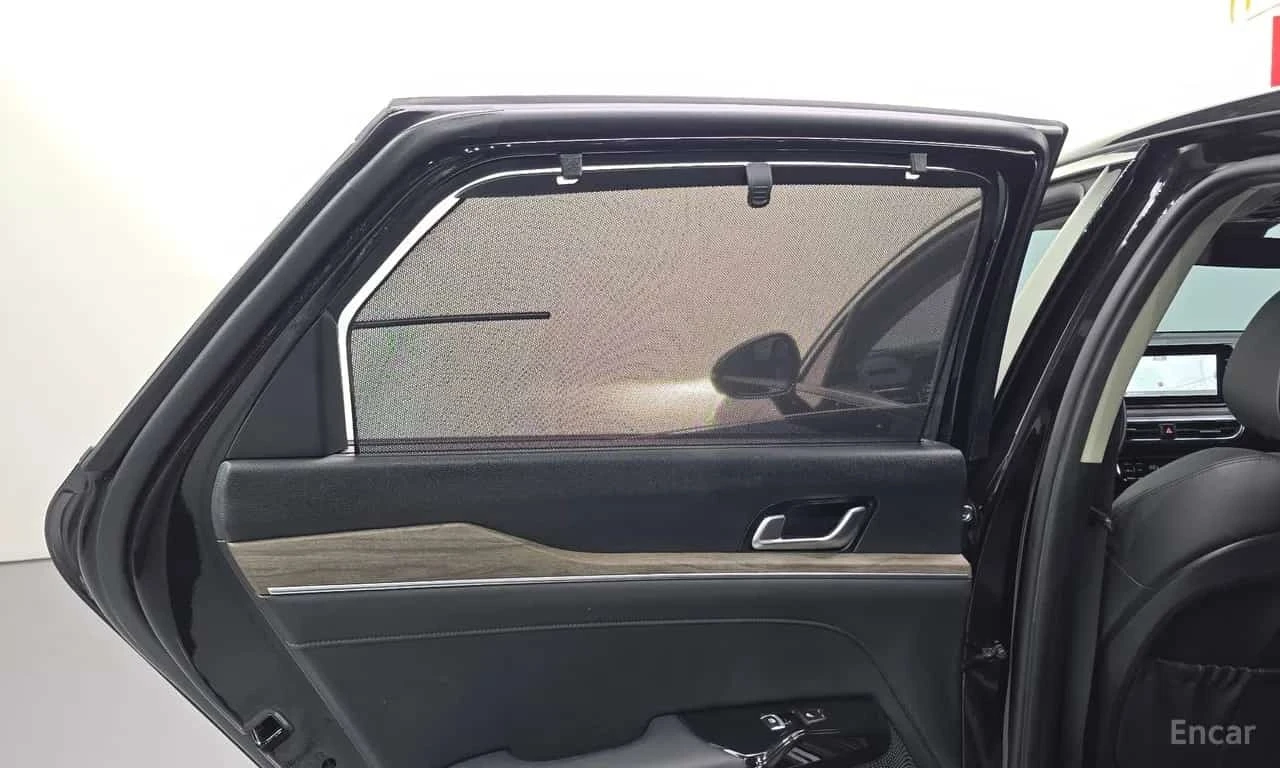Kia K5 * Noblesse * КРАЙНА ЦЕНА ДО БЪЛГАРИЯ, снимка 17 - Автомобили и джипове - 56270923