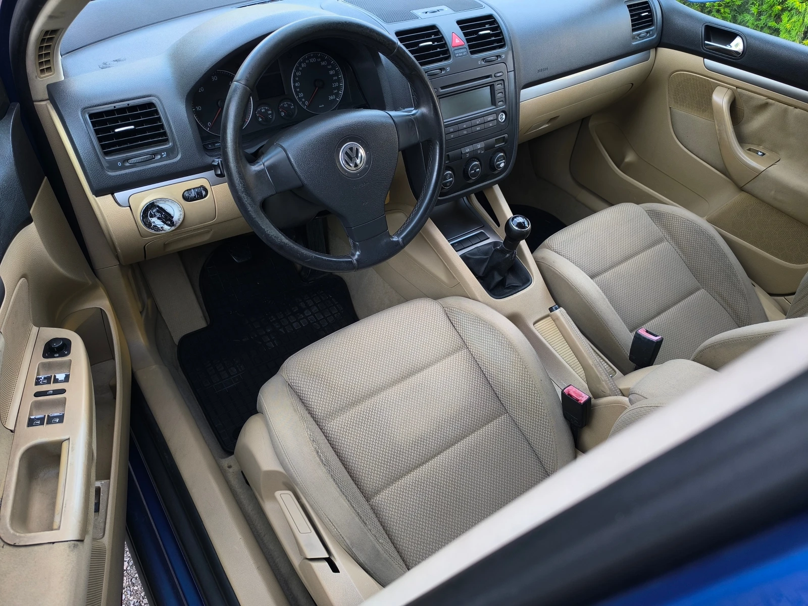 VW Golf -1.9TDI-105кс(BKC)-КЛИМАТРОНИК-, снимка 10 - Автомобили и джипове - 56314549