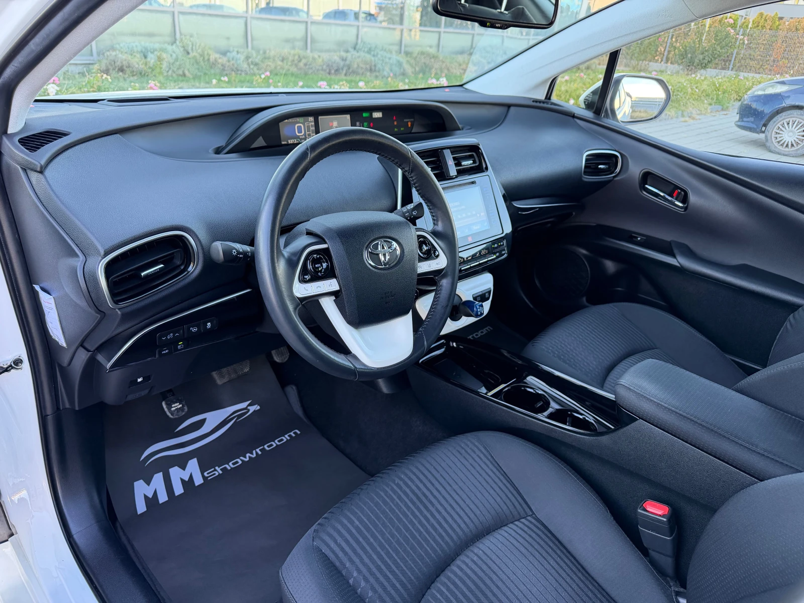 Toyota Prius �.������-KEYLESS-JBL-HEAD-UP-������-DISTRONIC- | Mobile.bg � ����������� 9