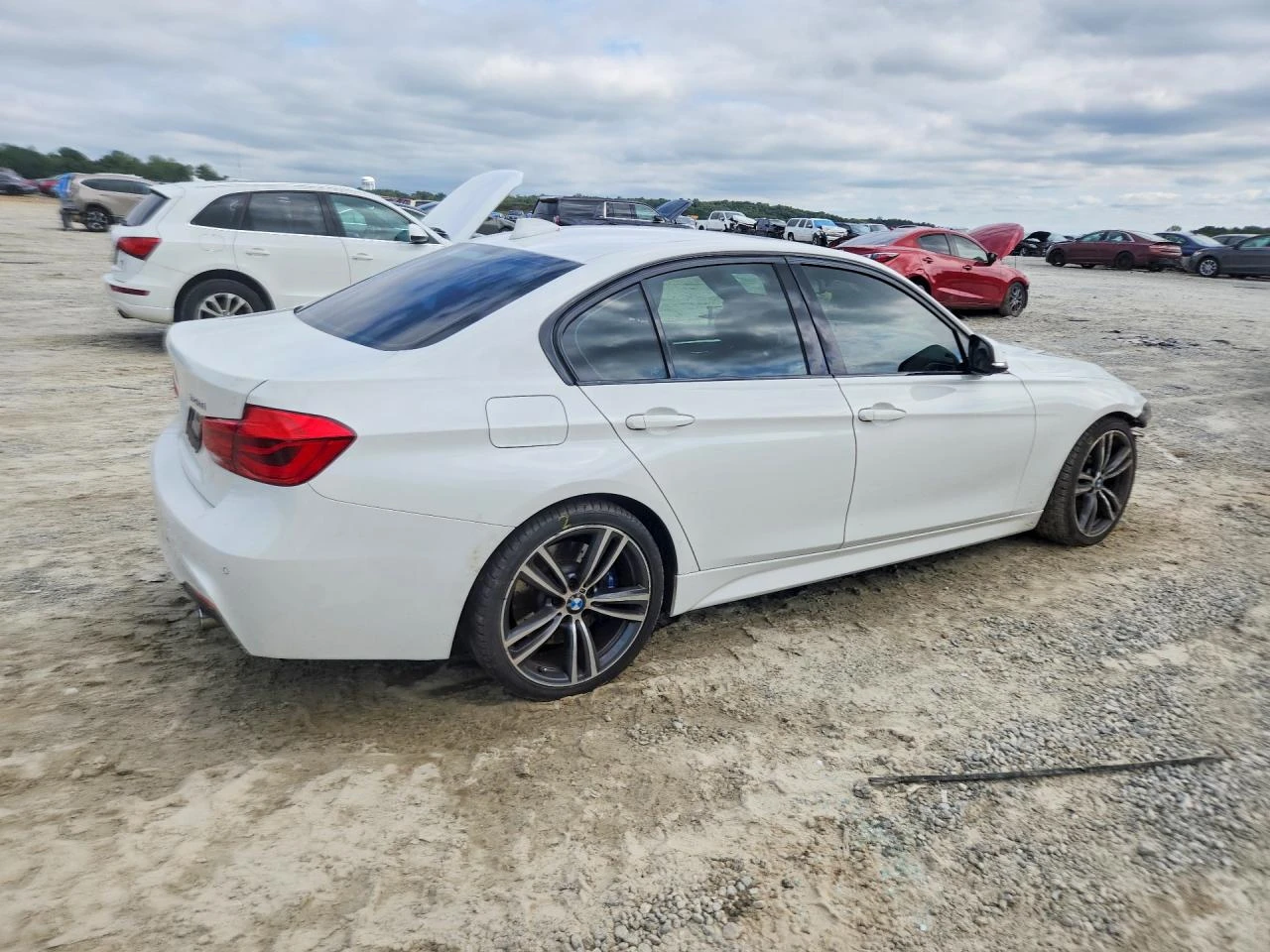 BMW 340 XI* ������� ����* �������* HARMAN* �������* CARFAX | Mobile.bg � ����������� 3