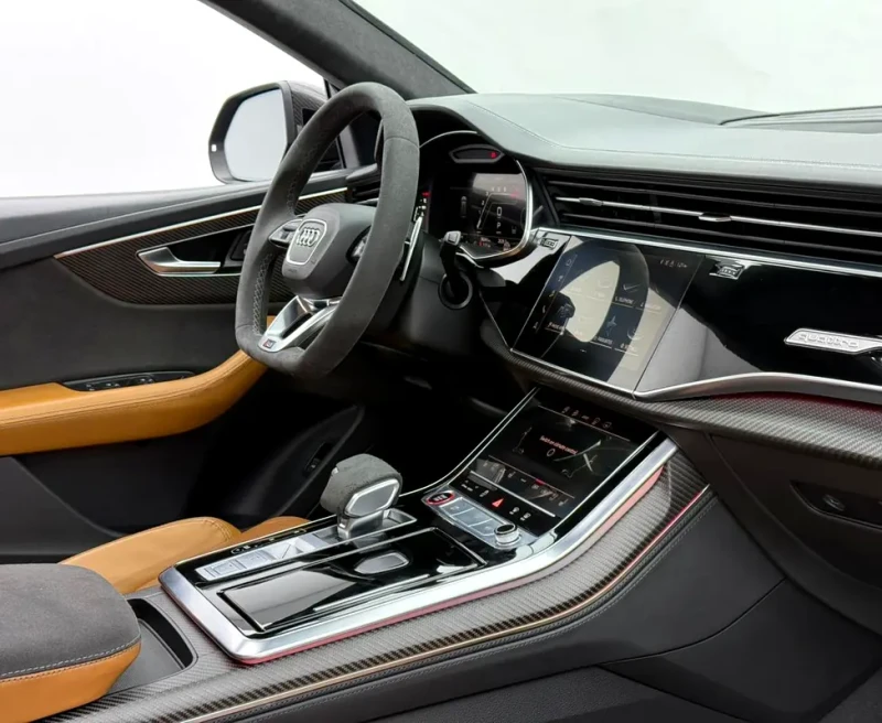 Audi RSQ8 Carbon Black Edition, снимка 16 - Автомобили и джипове - 53259677