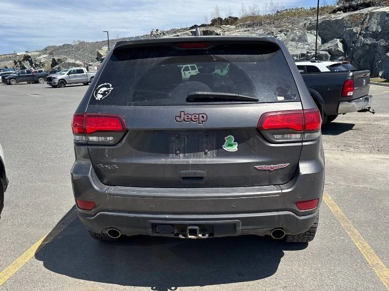 Jeep Grand cherokee * TRAILHAWK * ВЪЗДУХ * ПОДГРЕВИ * АВТОКРЕДИТ, снимка 3 - Автомобили и джипове - 54619548