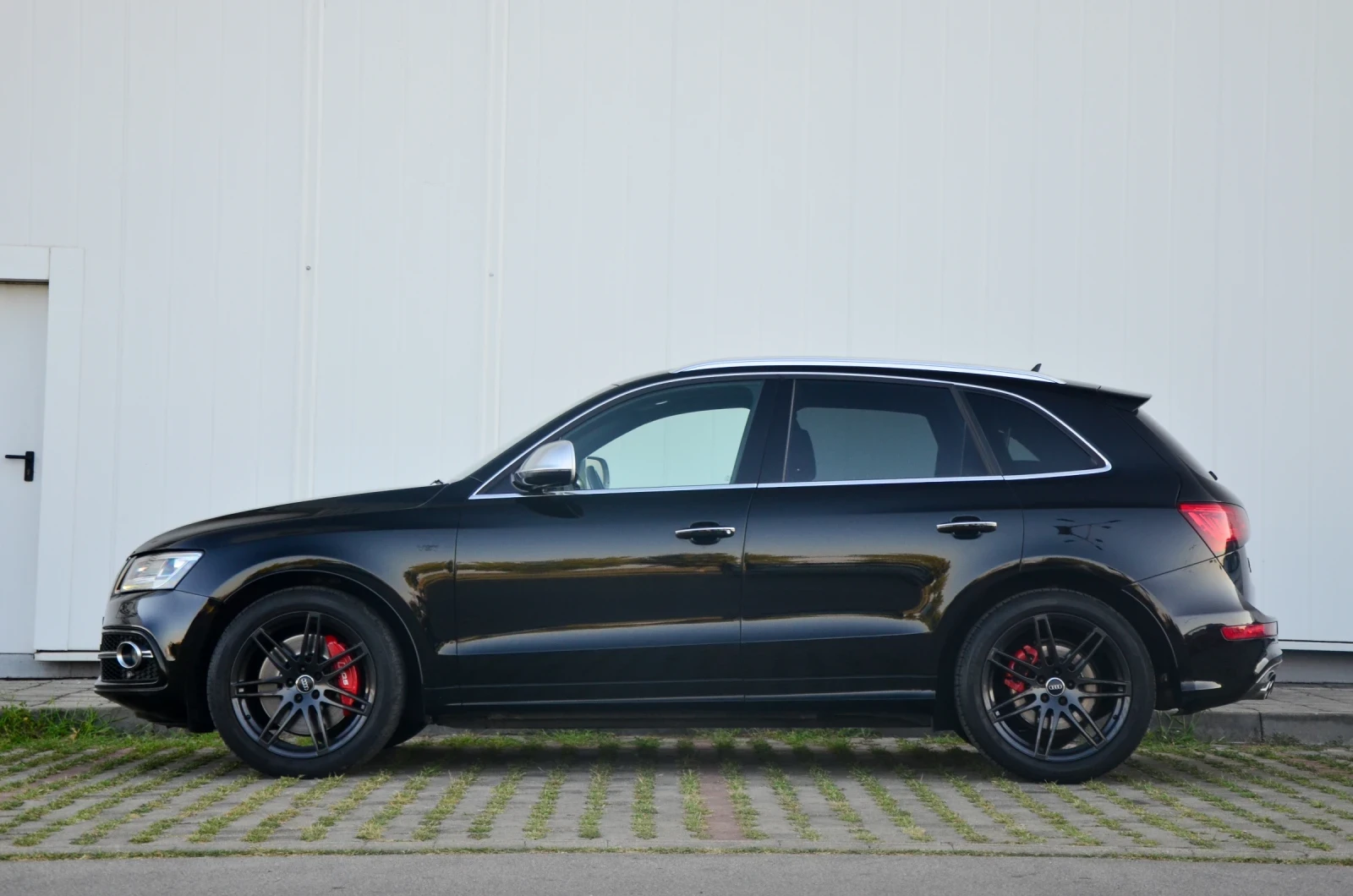 Audi SQ5 Competition-326к.с-8ZF-S-line-quattro - изображение 7