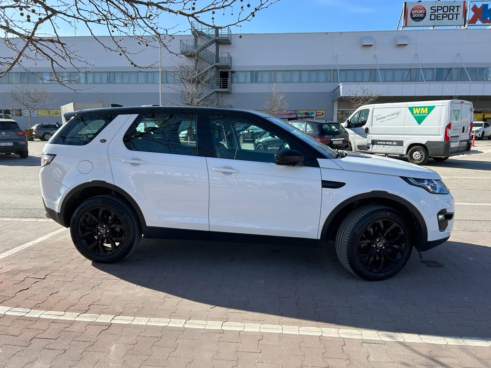 Land Rover Discovery Sport HSE, снимка 2 - Автомобили и джипове - 53772516