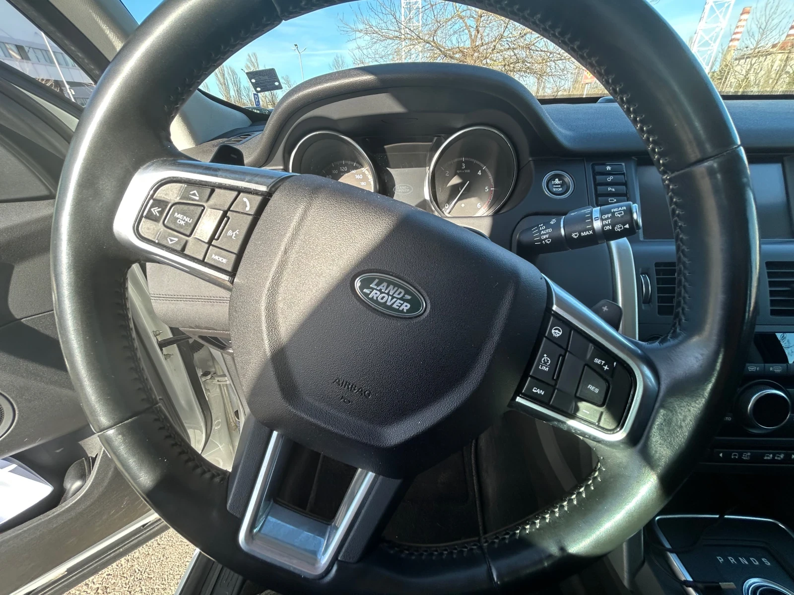 Land Rover Discovery Sport HSE, снимка 11 - Автомобили и джипове - 53772516