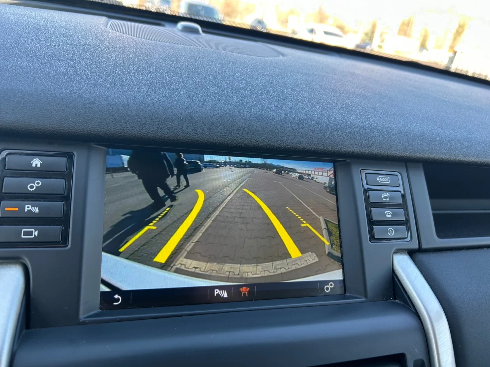 Land Rover Discovery Sport HSE, снимка 15 - Автомобили и джипове - 53772516