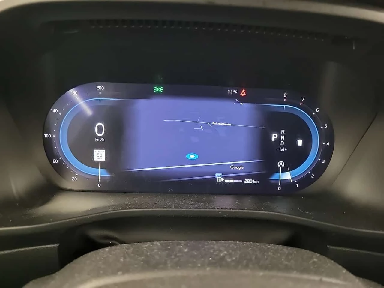 Volvo XC40 PLUS DARK THEME| 360| 2 КЛЮЧА| PANO| CARFAX, снимка 10 - Автомобили и джипове - 53963547