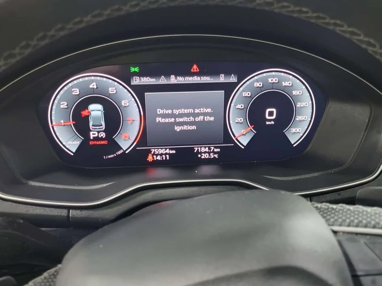 Audi Q5  PROGRESSIV| MEMORY| DISTRONIC| ОБДУХВАНЕ| 2 КЛЮЧА, снимка 11 - Автомобили и джипове - 54764322